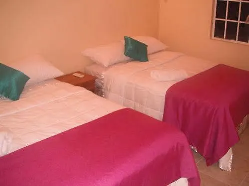 Canoe Bay Beach Resort Lowlands